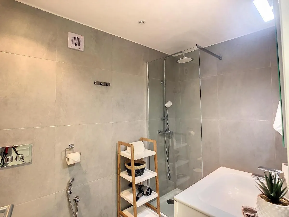 The Cloudy Bay Apartment Funchal   Funchal (Madeira)
